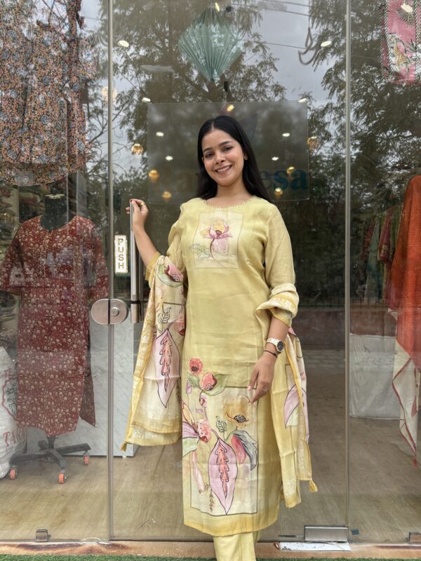 Digital print embroiderd Crepe suit set